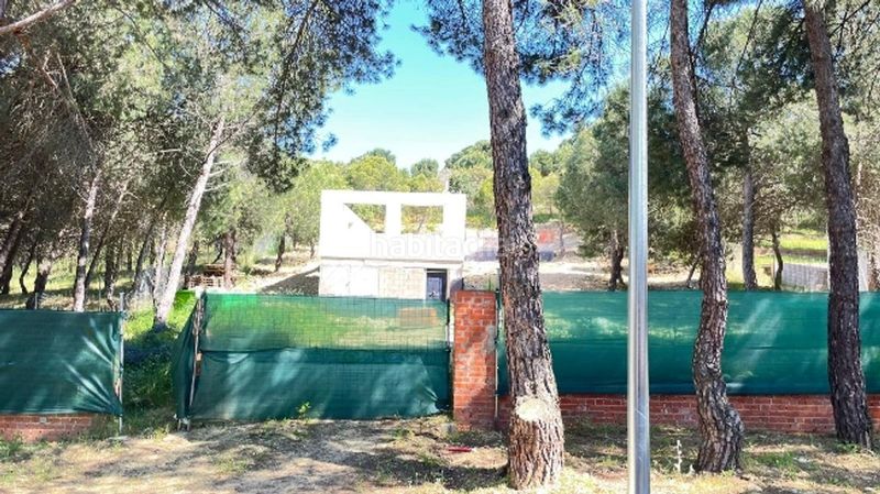 Foto 634dd2db-e1f7-4962-9f76-84da04a26b2b. Casa amb calefacció aparcament piscina a Pino Alto-Navarredonda Valdemorillo