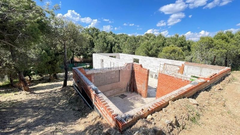 Foto cfd901b5-1ed0-4381-bc32-ea406a6ecc94. Casa amb calefacció aparcament piscina a Pino Alto-Navarredonda Valdemorillo