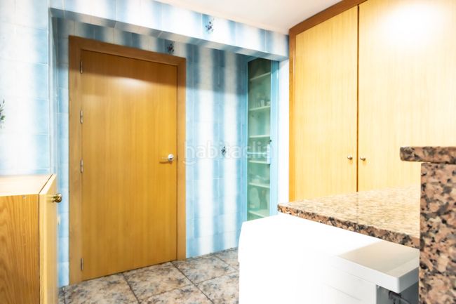 Foto 04fe3f57-2e20-4b5f-bee4-55d46f1d124b. Casa aparellada amb calefacció a Moncada