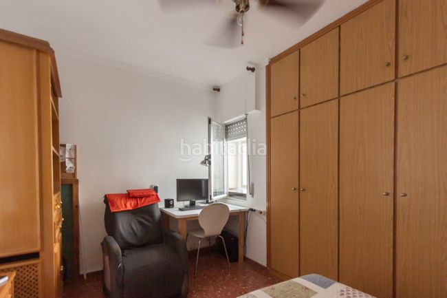 Foto 41ce754f-935a-4ea5-8ffb-7f7b92aee6cb. Casa aparellada amb calefacció a Moncada