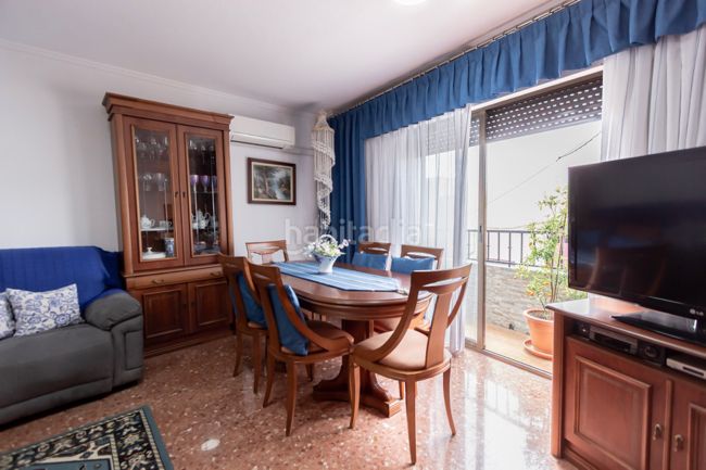 Foto ed682b5e-629c-4a2b-b7ca-1555f8a0cbb2. Casa aparellada amb calefacció a Moncada