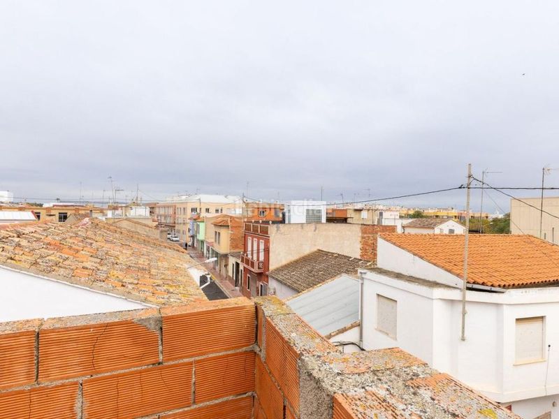 Foto 4062cf7f-5918-49dd-b342-d61b44dd1aef. Casa amb calefacció aparcament a Alginet