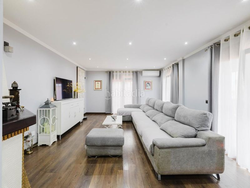Foto a3d236f1-7416-488c-b04d-9415c79d7128. Chalet en Urbanización Santa Rosa Torrox