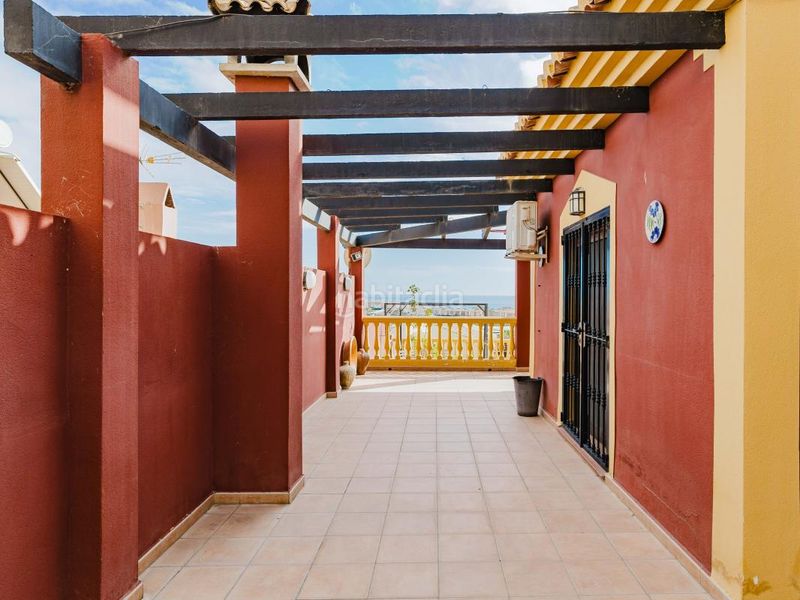 Foto e5ff99b6-d533-4a00-8929-0328f05e555c. Chalet en Urbanización Santa Rosa Torrox