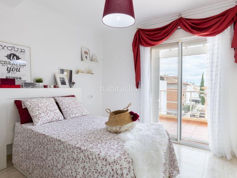 Foto cbb74012-9f45-4fa9-9f47-c2fc3f00b78a. Casa adossada amb calefacció aparcament piscina a Dénia