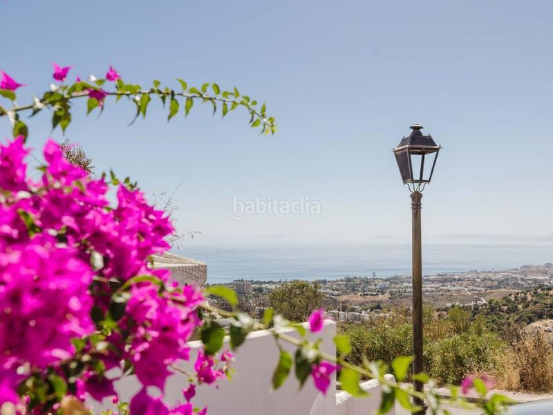 Foto 9f8d2f31-8416-40a7-bf55-de3606642a55. Casa adossada amb calefacció aparcament piscina a Marbella