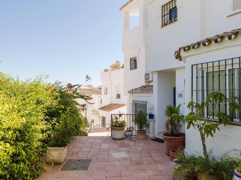 Foto b8104b74-5ed0-48fc-9391-26becc5b4205. Casa adossada amb calefacció aparcament piscina a Marbella