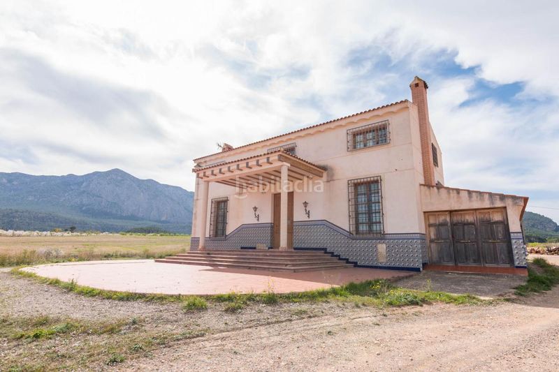 Foto 09f7a3e7-d37b-437e-8b78-124be119ac18. Casa en Mula