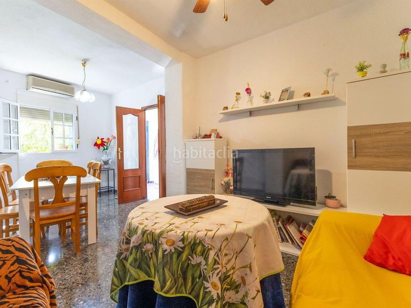 Foto 44687a9a-db83-4a98-97d4-0d4ed9466e56. Casa amb calefacció a Busot