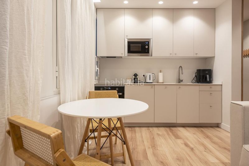 Foto 6b69b920-7086-4585-8c66-79dc562a7d4a. Pis amb calefacció a Recoletos Madrid