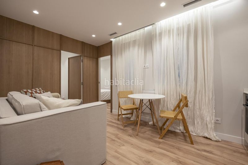 Foto 6b9a915c-3978-4a01-ba4a-1e4cddd995e6. Pis amb calefacció a Recoletos Madrid