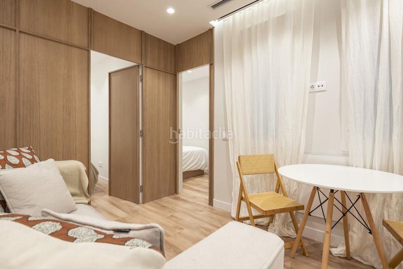 Foto b507eafa-79e5-4775-a944-adf2283873b9. Pis amb calefacció a Recoletos Madrid