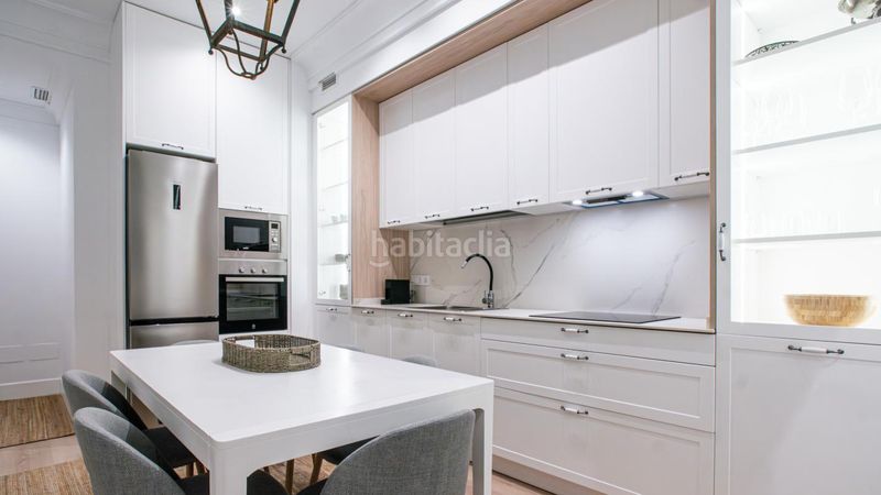 Foto 24ee47c8-9825-48c5-ba1f-3d9a74a37a9d. Piso en Justicia-Chueca Madrid