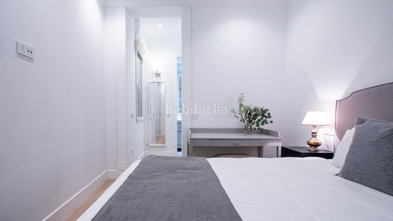 Foto 35d2afcb-0383-46ad-9640-8f2ace41a432. Piso en Justicia-Chueca Madrid