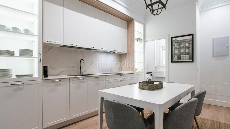 Foto afb08326-71ad-4bc0-861c-41979d46e352. Piso en Justicia-Chueca Madrid