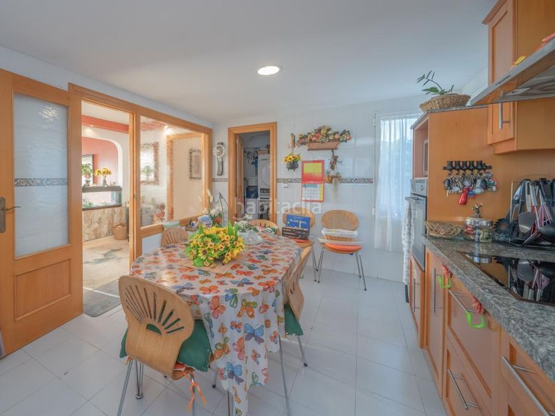 Foto 2fd514fc-9f48-4647-ace6-786c7bfc1330. Xalet amb calefacció aparcament piscina a Valle del Sol Mutxamel