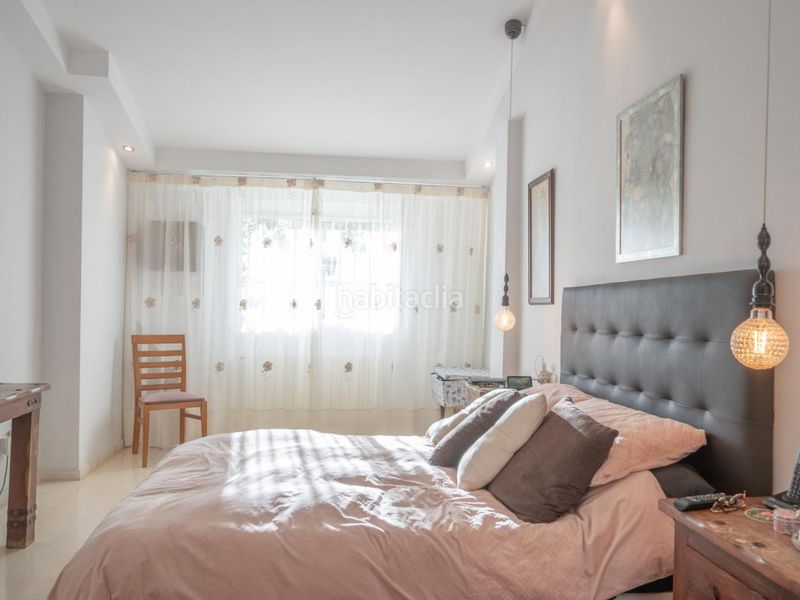 Foto 3212719e-2774-4578-a200-c30058406060. Xalet amb calefacció aparcament piscina a Valle del Sol Mutxamel