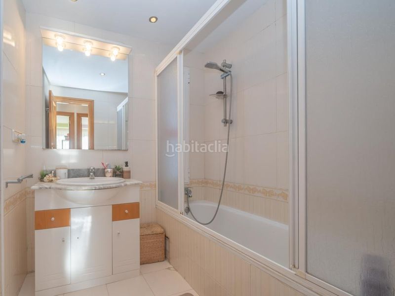 Foto 37a7b47c-3556-4003-a591-35a1667ab1e6. Xalet amb calefacció aparcament piscina a Valle del Sol Mutxamel