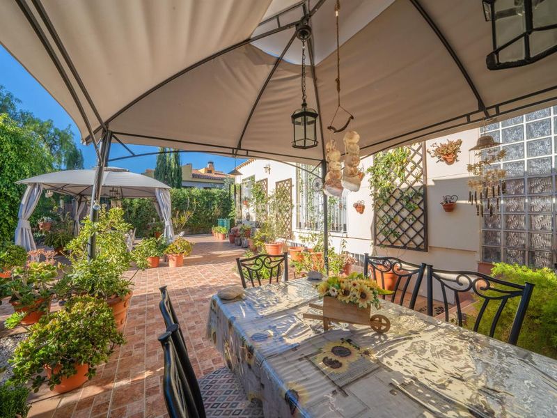 Foto 56659546-5841-48a3-9e87-5d71c35cce06. Xalet amb calefacció aparcament piscina a Valle del Sol Mutxamel