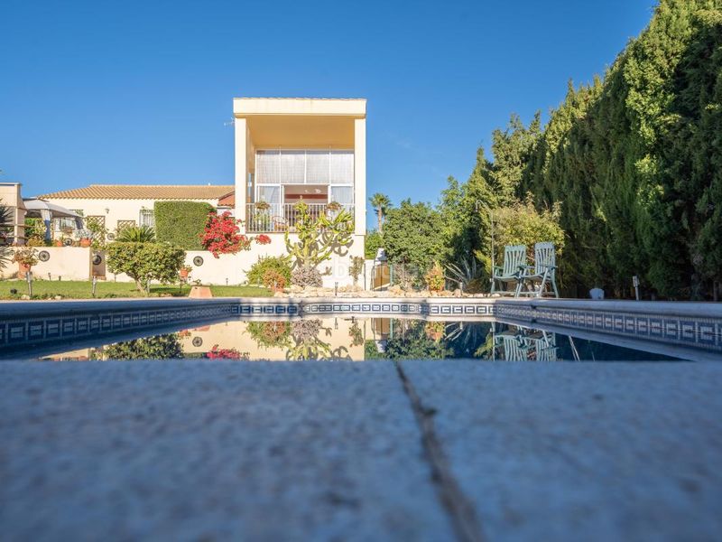 Foto 9e6b183c-580b-4ac6-813c-5dcd1be0173d. Xalet amb calefacció aparcament piscina a Valle del Sol Mutxamel