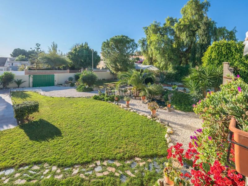 Foto b03e4d08-61ee-426f-9527-28ff5fd5b32d. Xalet amb calefacció aparcament piscina a Valle del Sol Mutxamel