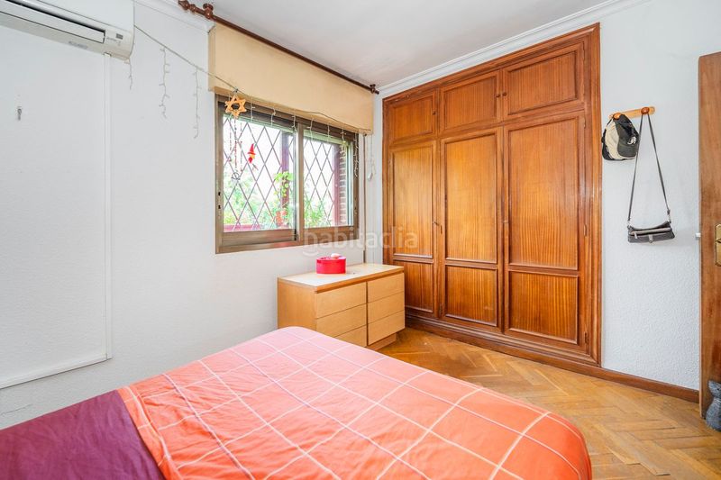 Foto 67d80c9e-682d-462f-a70f-95f2e4b13f7e. Casa amb calefacció aparcament a Peñagrande Madrid