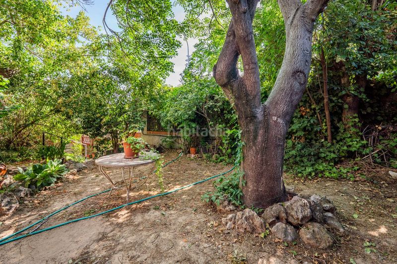 Foto c4c6f124-8bfe-4c73-ae07-d2eb84d7af96. Casa amb calefacció aparcament a Peñagrande Madrid