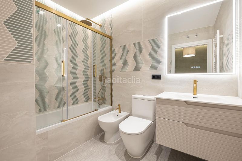 Foto f3b87cd3-584c-4b7f-8442-a17208b51c46. Pis amb calefacció a Vallehermoso Madrid