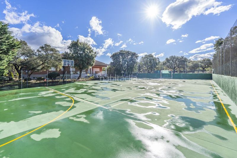 Foto c76537d0-7ee7-47fa-a63e-a95b8e8e633a. Xalet amb calefacció aparcament piscina a Navalquejigo-Los Arroyos Escorial (El)