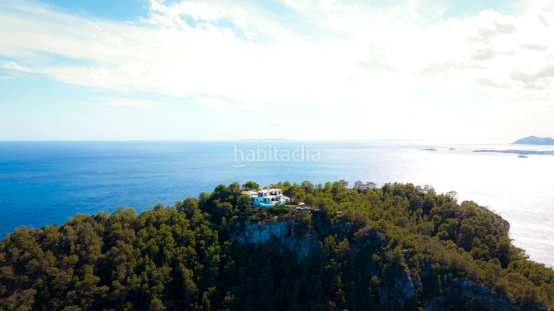 Foto 3eaf6ac8-e59c-4f3d-bb0a-8adc2ad78ac2. Casa amb calefacció aparcament piscina a Sant Carles Santa Eulària