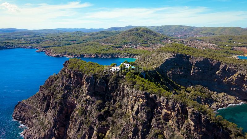 Foto ab3cb022-f24f-4af3-862f-d7a1c88e803b. Casa amb calefacció aparcament piscina a Sant Carles Santa Eulària
