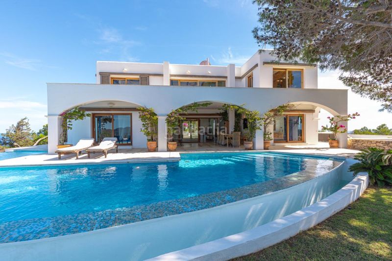 Foto abe9f05c-17bd-43e3-ba8c-0d07f519b47f. Casa amb calefacció aparcament piscina a Sant Carles Santa Eulària