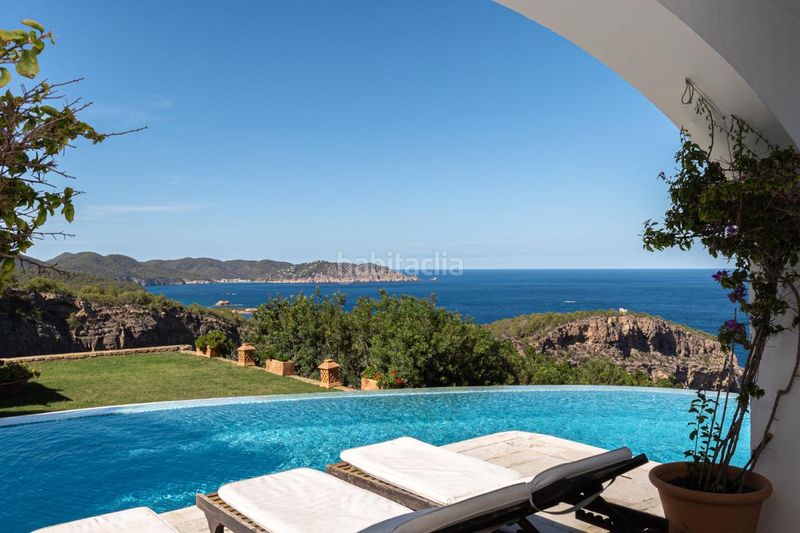 Foto b86127ff-e661-4c4e-b8f7-08fb2eafd575. Casa amb calefacció aparcament piscina a Sant Carles Santa Eulària