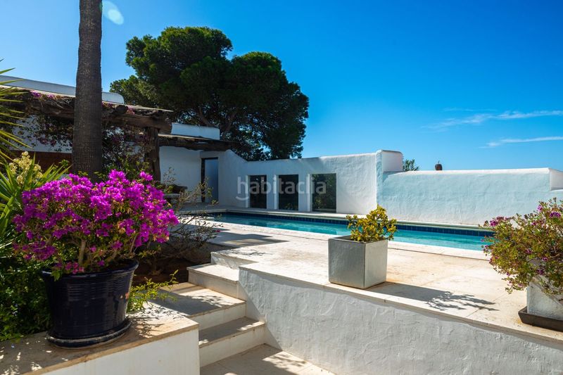 Foto d52f1502-eea3-49a2-b8d9-f59b9a71f968. Casa amb calefacció aparcament piscina a Sant Carles Santa Eulària