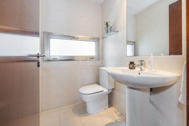 Foto 0ce464de-52d3-483a-927c-7a7163e683b5. Àtic amb calefacció aparcament piscina a Virgen del Cortijo-Manoteras Madrid