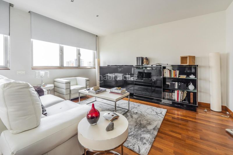 Foto 0ff4c877-705c-48de-b2aa-9e52b4034ce1. Àtic amb calefacció aparcament piscina a Virgen del Cortijo-Manoteras Madrid