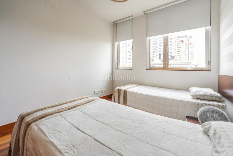 Foto 999e2943-2c1e-4a1e-afbe-97e1222608f0. Àtic amb calefacció aparcament piscina a Virgen del Cortijo-Manoteras Madrid