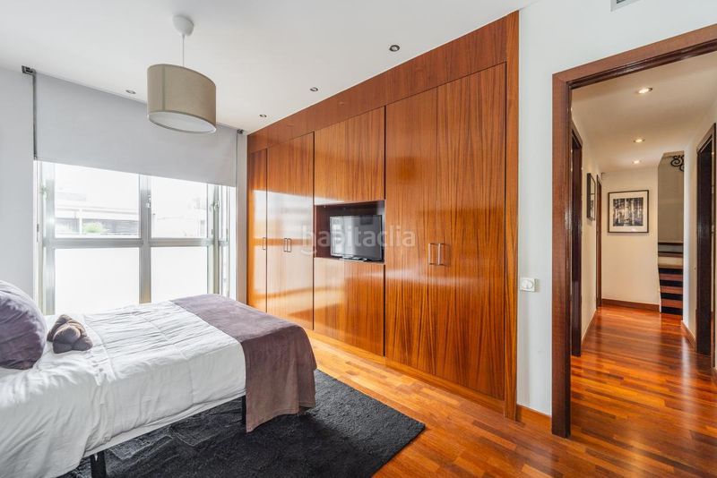 Foto f1e85eb3-02f0-4023-ab24-c517d2f2a54b. Àtic amb calefacció aparcament piscina a Virgen del Cortijo-Manoteras Madrid