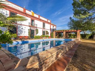 Country house  Ctra. de guadajoz