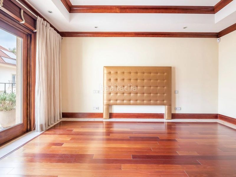 Foto f461c398-d932-4506-abad-38ff616433da. Casa adossada amb calefacció aparcament piscina a Madrid
