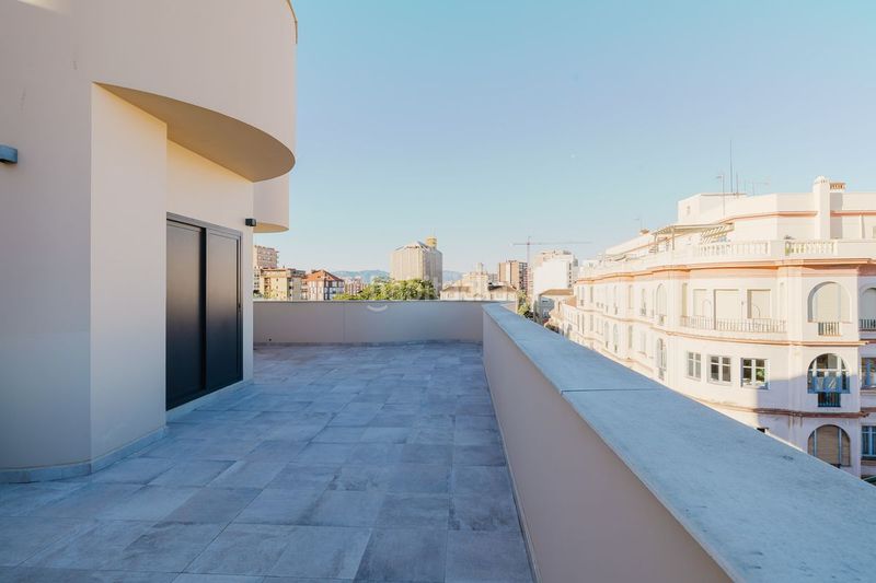 Foto e8b1efef-cefd-4a5c-b262-33a3650fd46d. Àtic amb calefacció a Centro Histórico Málaga