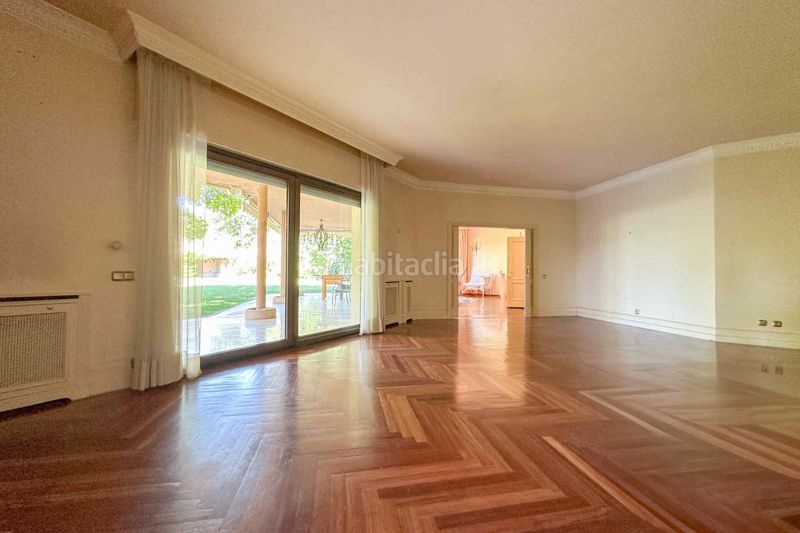 Foto ddf56f02-5bcd-4b60-94c7-f19bbdcade04. Chalet en Aravaca Madrid