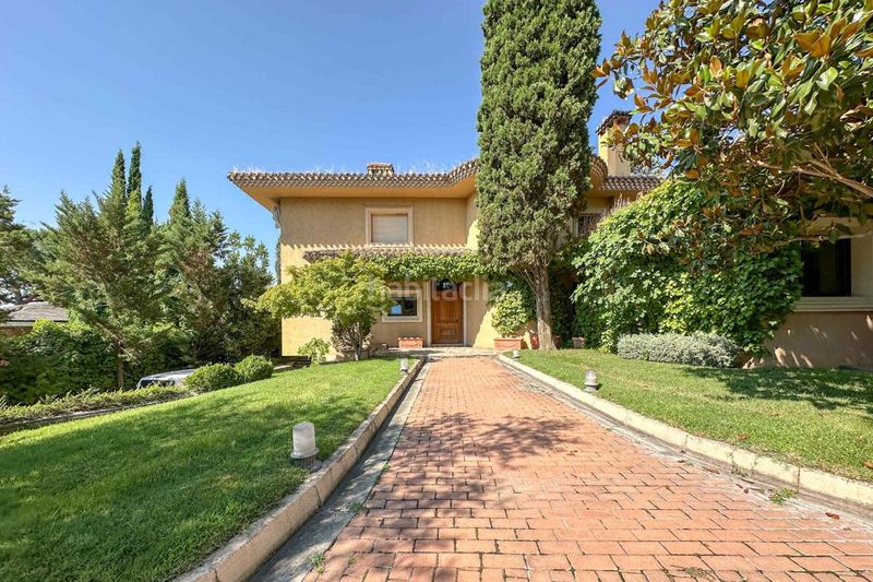 Foto e7bf3f81-916d-45ea-a4b7-8f416f243439. Chalet en Aravaca Madrid