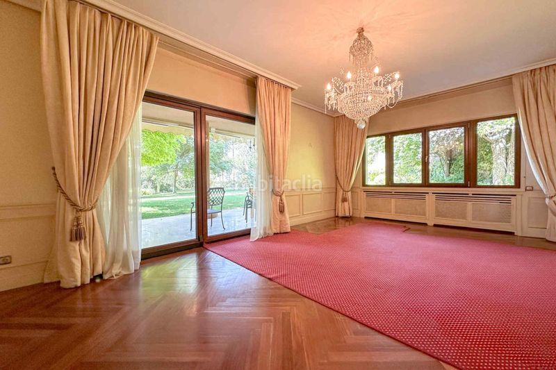 Foto ea1dd588-27f4-4f1c-9525-5abd43e8dfb8. Chalet en Aravaca Madrid