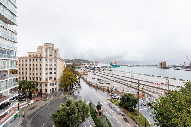 Foto d233c5db-a8d8-428c-aa0f-2370a98f0d28. Pis amb calefacció a Ensanche Centro - Puerto Málaga