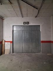 Business premise  Av. de los manantiales