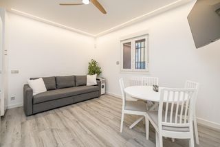 Rez-de-chaussée  C. de ministriles