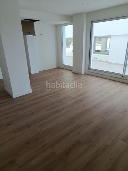 Foto 097812c5-ff29-4a1a-9e8e-4abedfbfbd35. Àtic amb calefacció aparcament piscina a Limonar Málaga