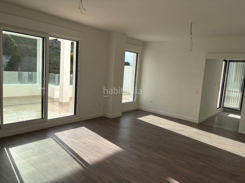 Foto 43bb8e51-0e66-4f2b-8bb5-d6f9f6c9c0cc. Àtic amb calefacció aparcament piscina a Limonar Málaga