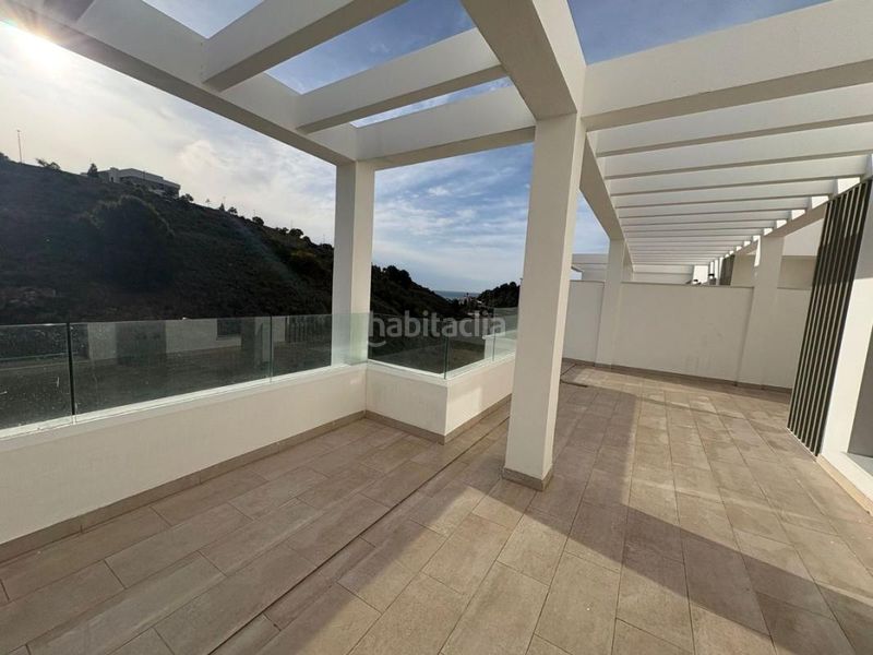 Foto 523c866e-c48f-4017-ba2c-e3c330ab8379. Àtic amb calefacció aparcament piscina a Limonar Málaga
